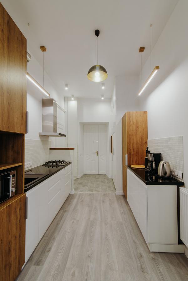 Apartment On Lesi Ukrainky Λβιβ Εξωτερικό φωτογραφία
